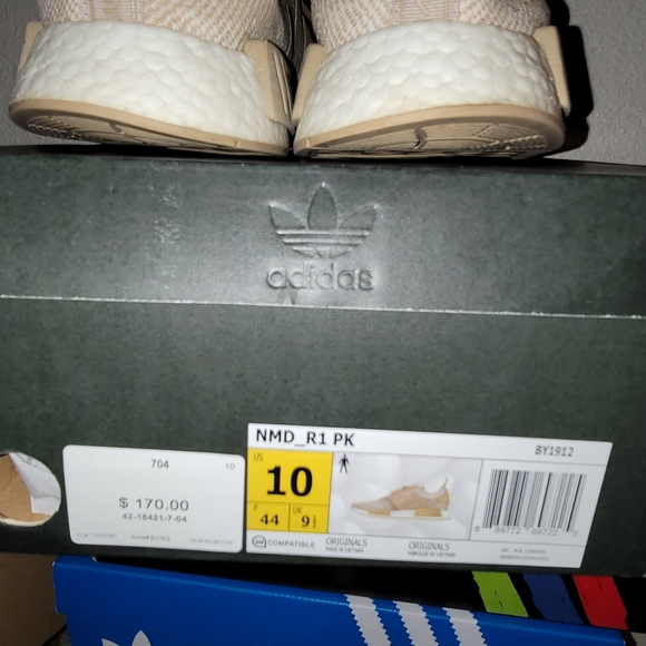 NMD_R1 PK Linen Khaki - Picture 4 of 4